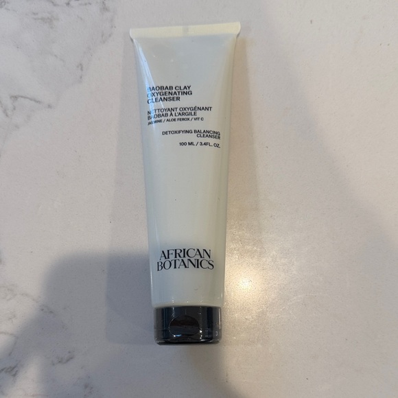 New African Botanics Baobab Clay Oxygenating Cleanser